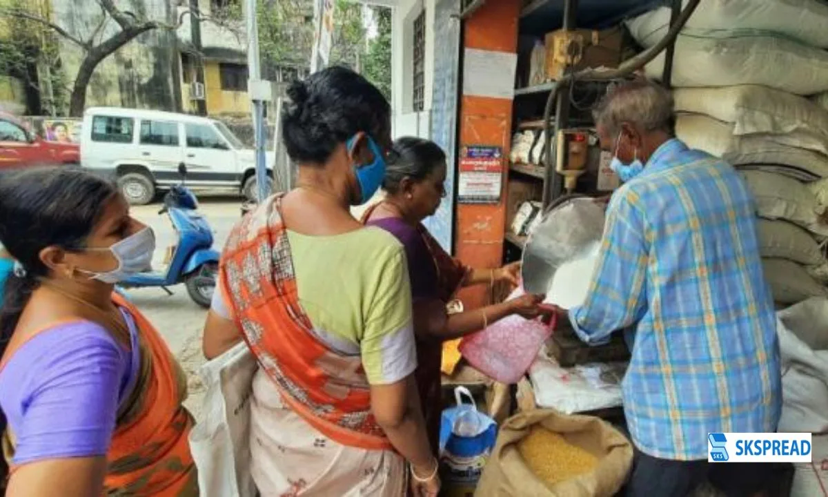 தமிழக மக்களுக்கு ஒரு இன்ப அதிர்ச்சி! ரேஷன் கடையில் இனி எல்லாம் பாக்கெட்டில் தான்.. அரசு வெளியிட்ட முக்கிய அறிவிப்பு!