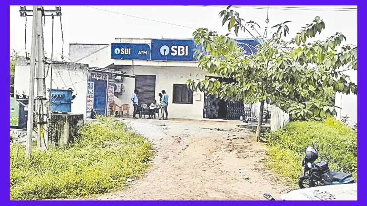 SBI வங்கியில் 14 கோடி நகைகள் கொள்ளை! ஜன்னல் கம்பிகளை உடைத்து கைவரிசை!